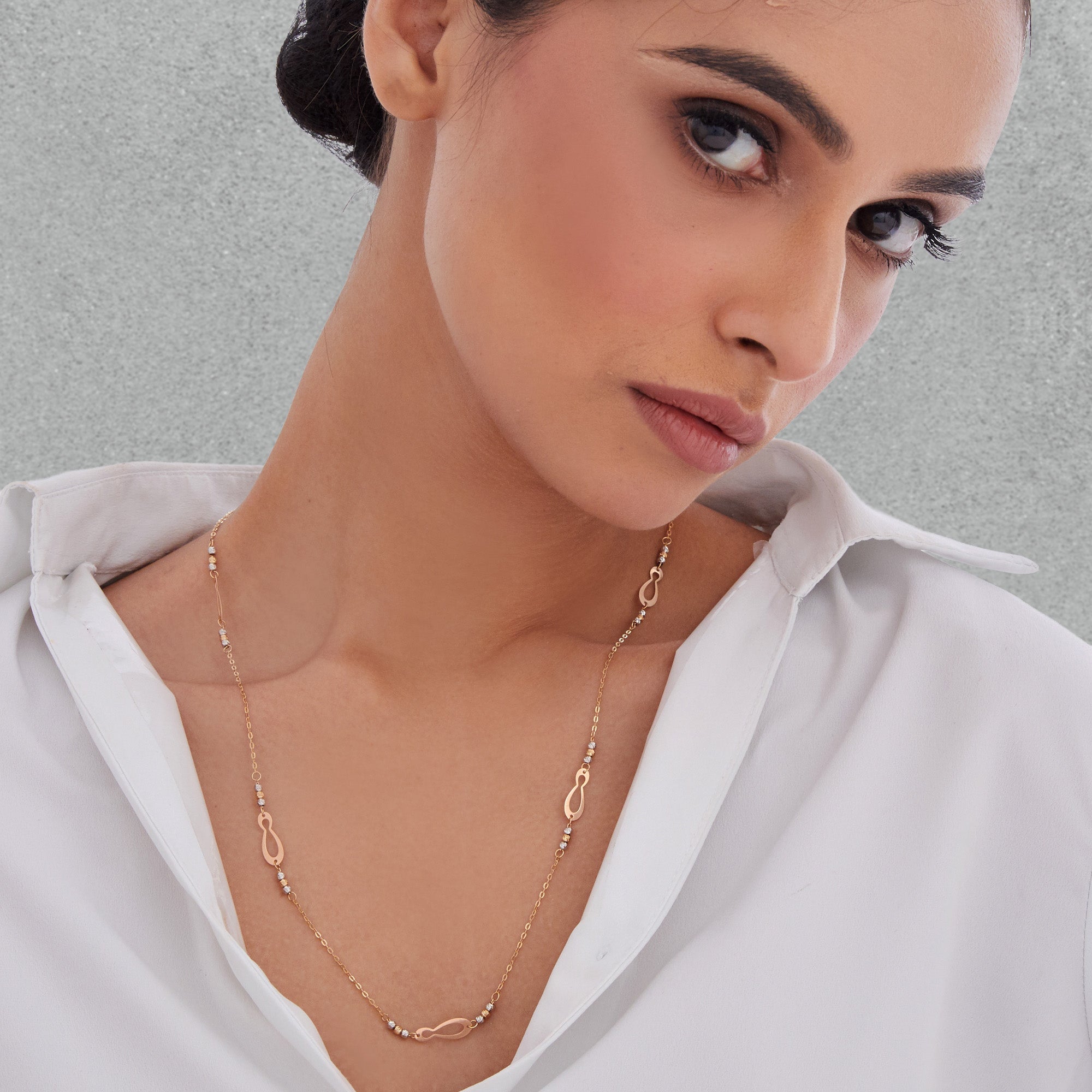 Serene Loop Necklace