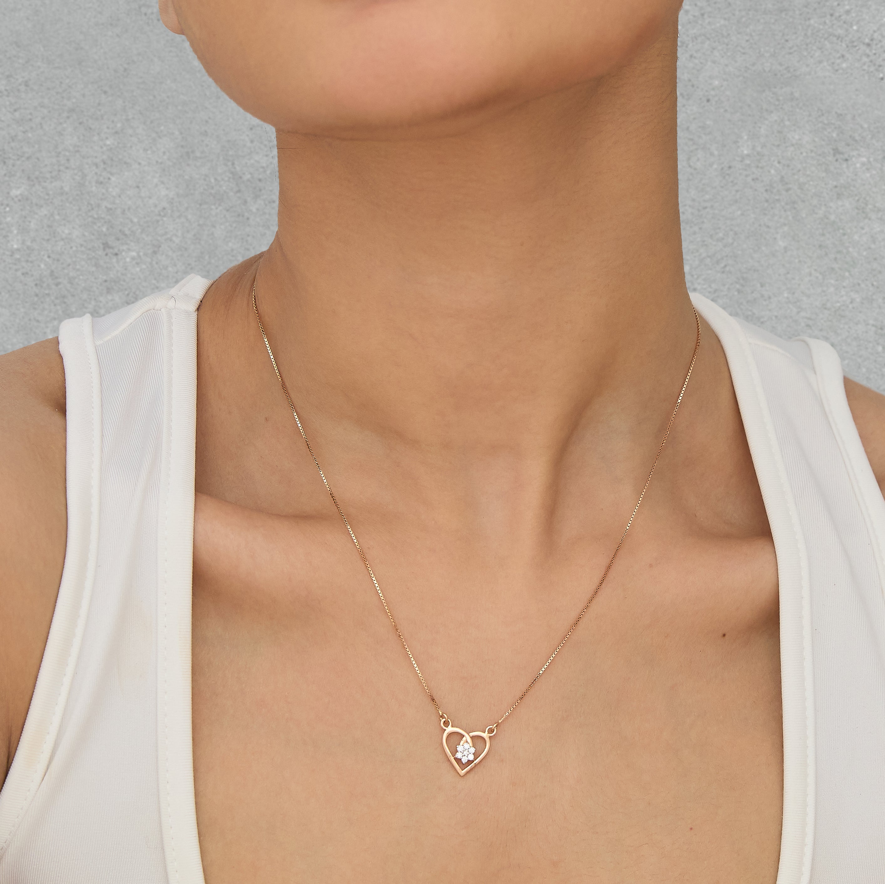 Evara Diamond Necklace