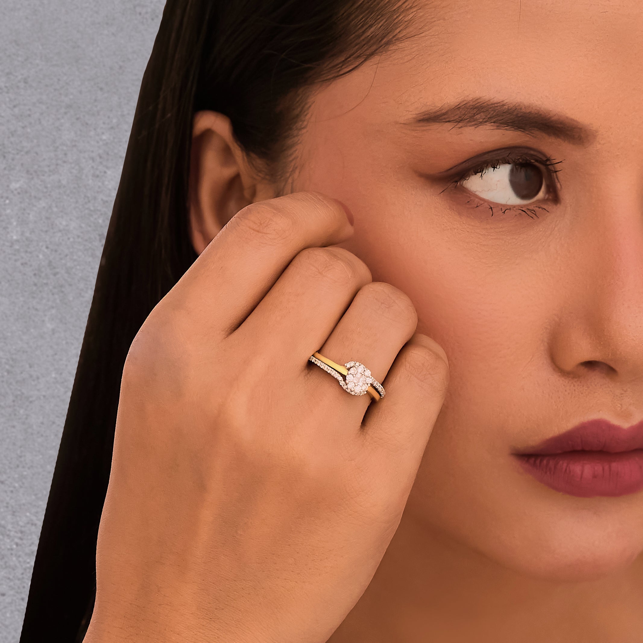 Swirl Diamond Ring