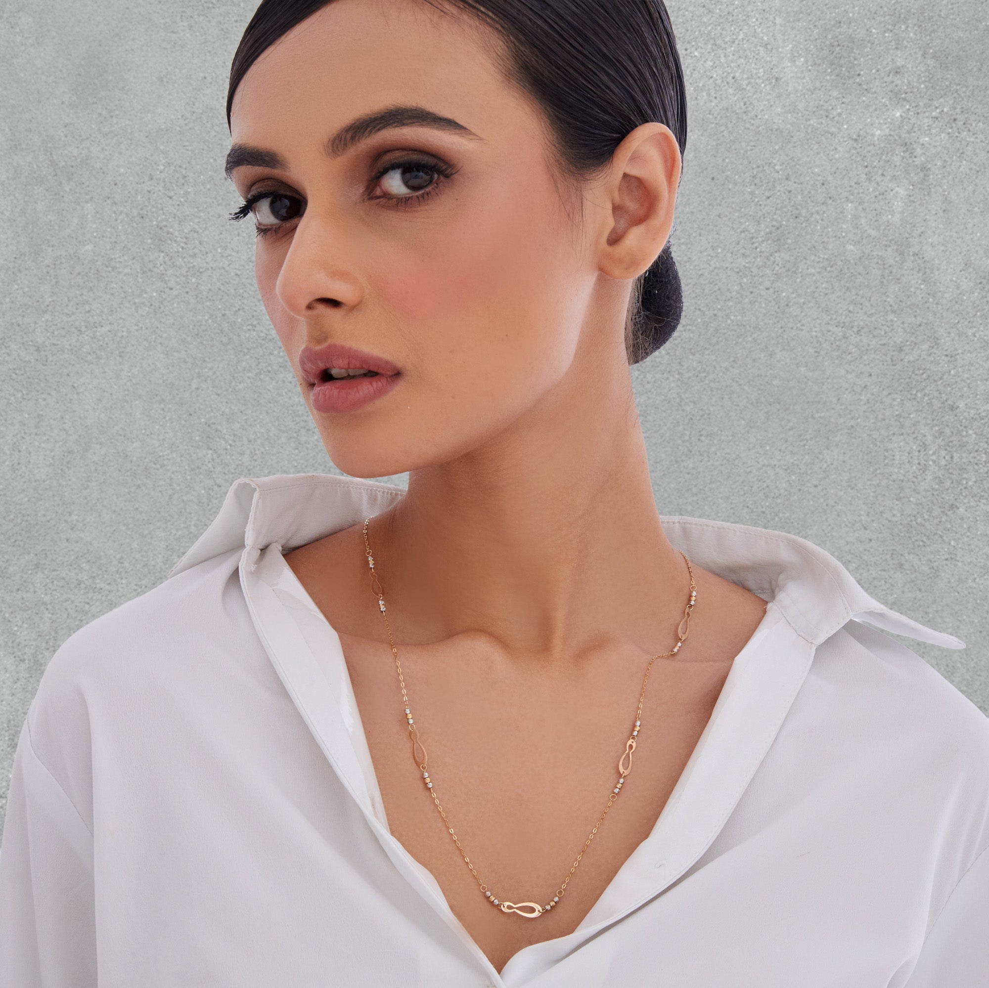 Serene Loop Necklace