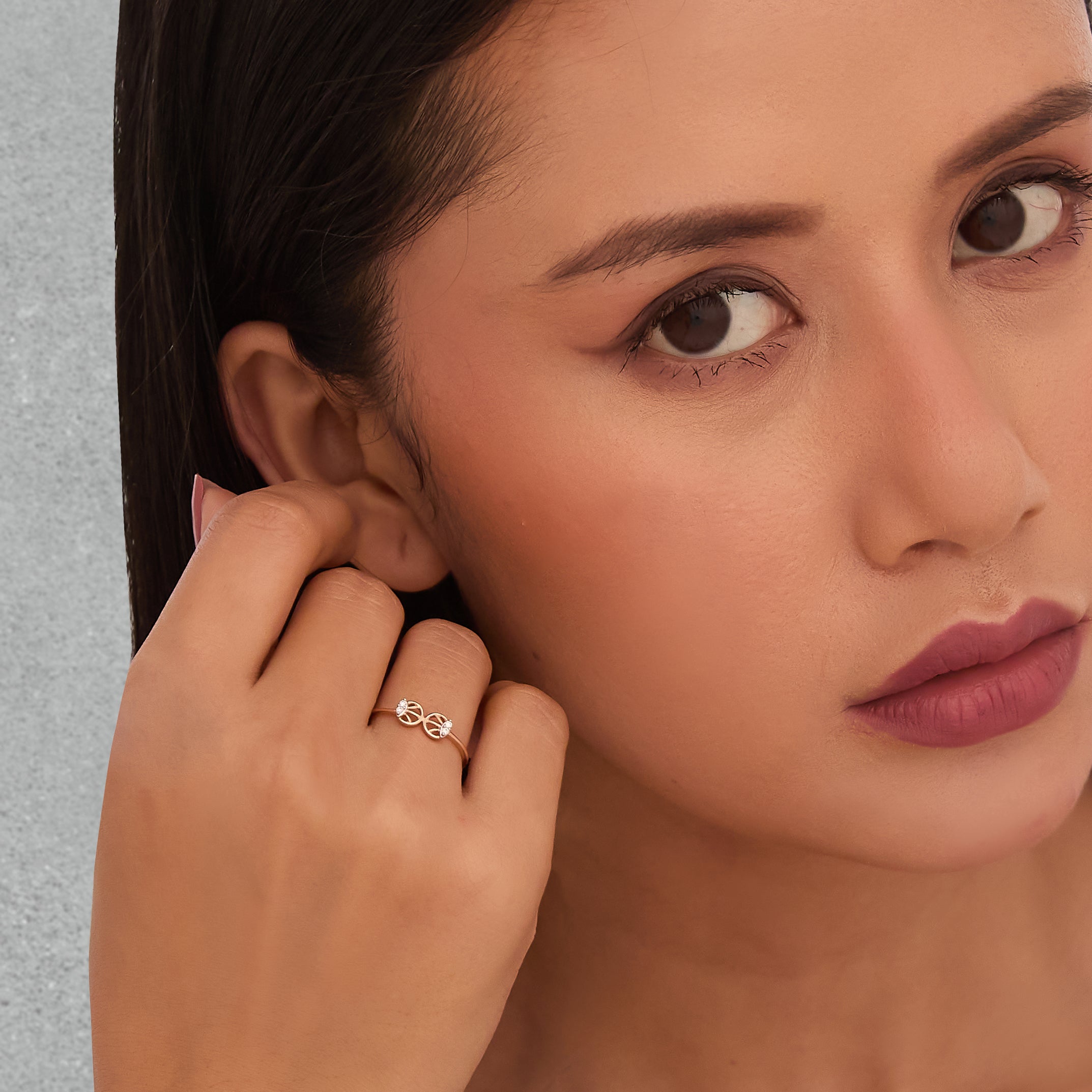 Twin Circle Diamond Ring