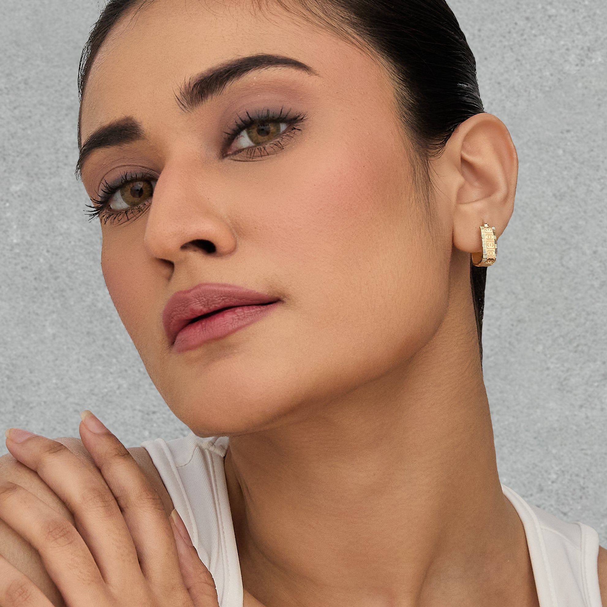 Zori Gold Hoops