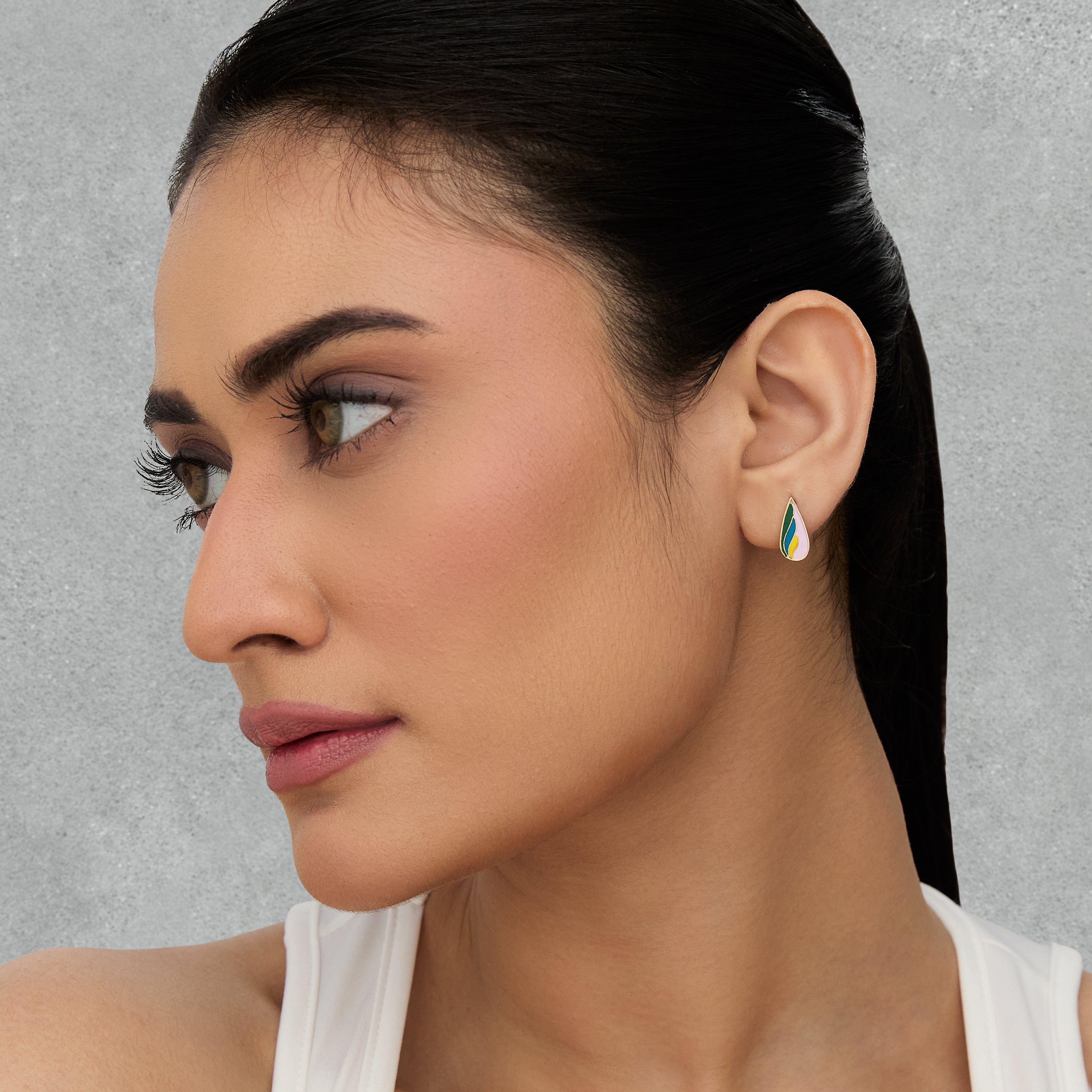 Lira Enamel Studs
