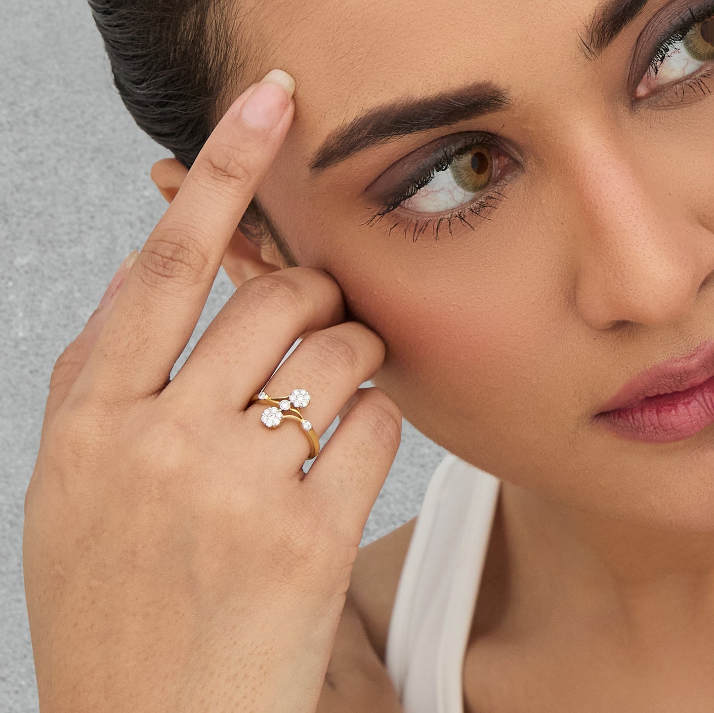 Floral Vine Diamond Ring