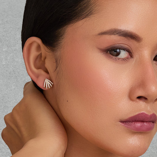 Diamond Claw Stud Earrings