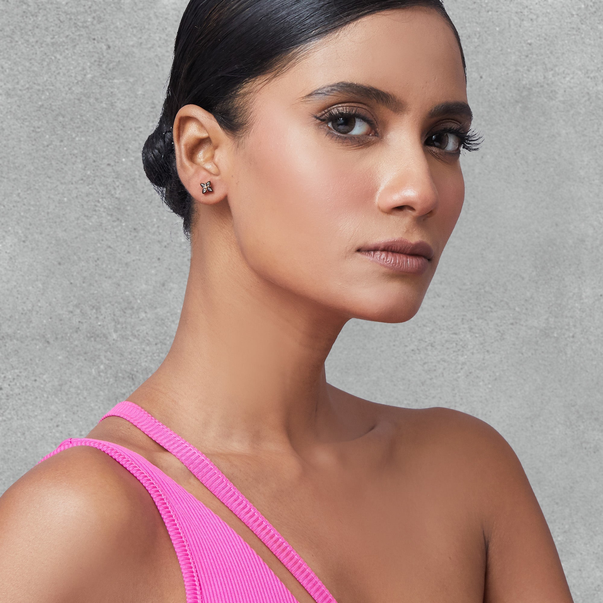Noira Earrings