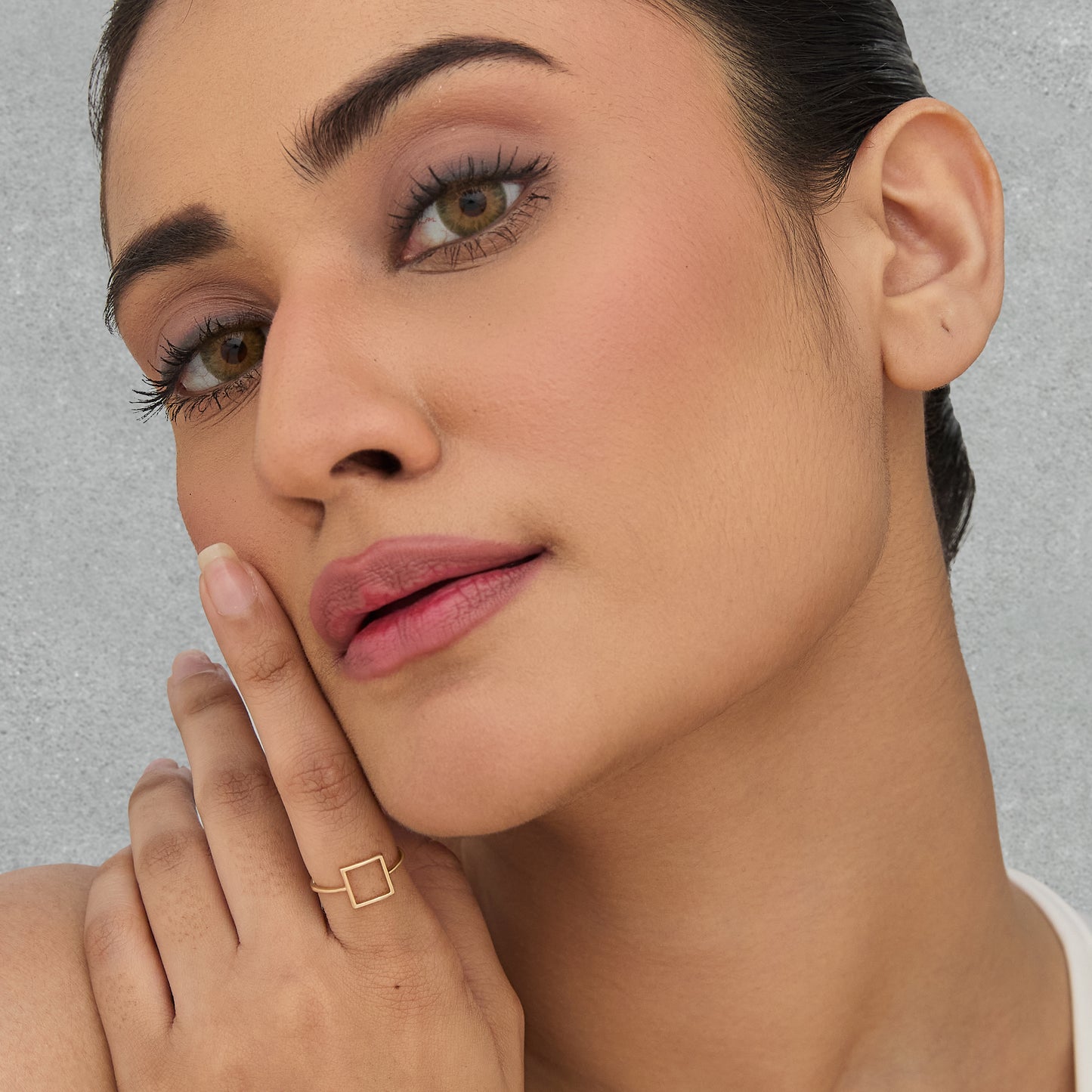 Outline Square Ring