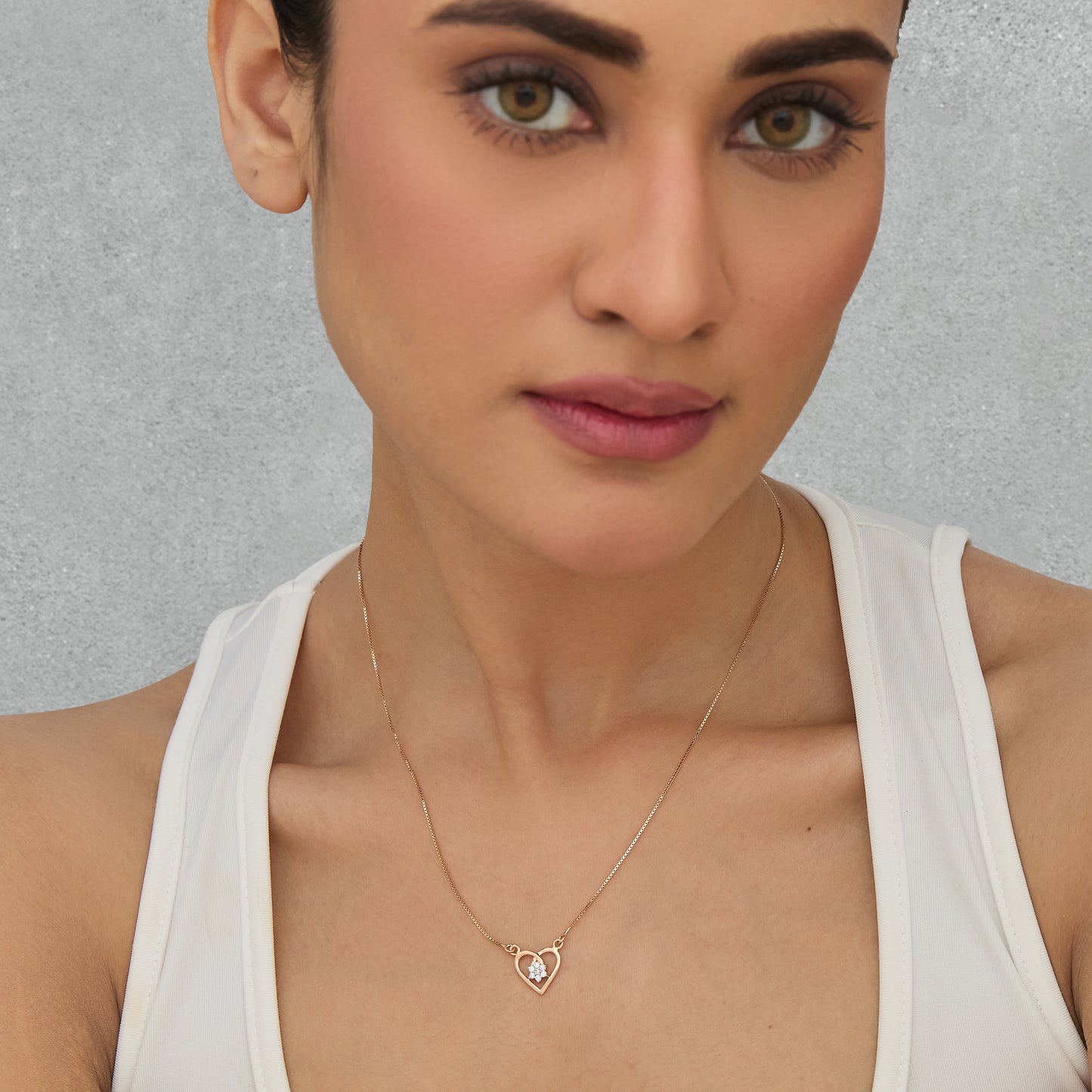 Evara Diamond Necklace