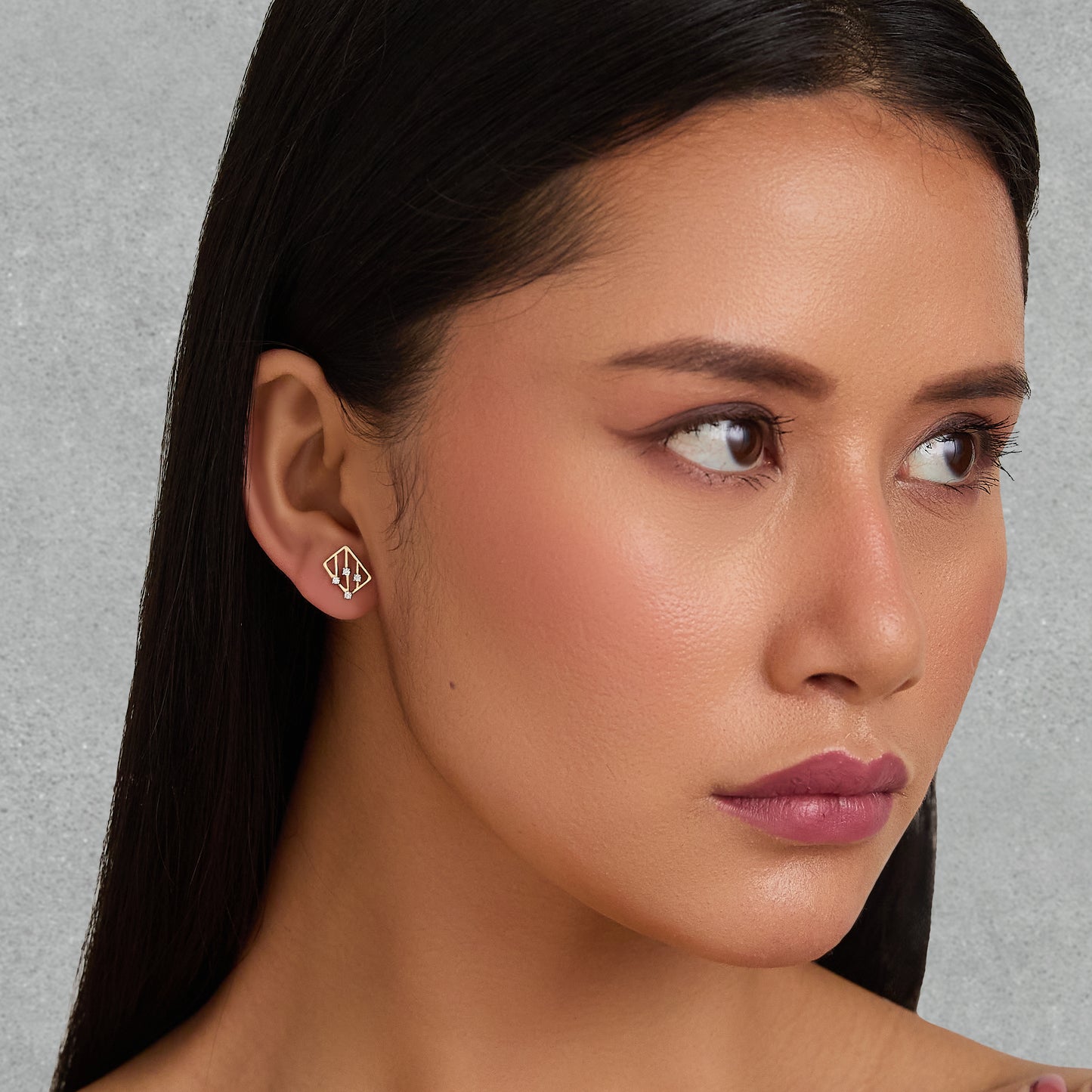 Aira Diamond Studs