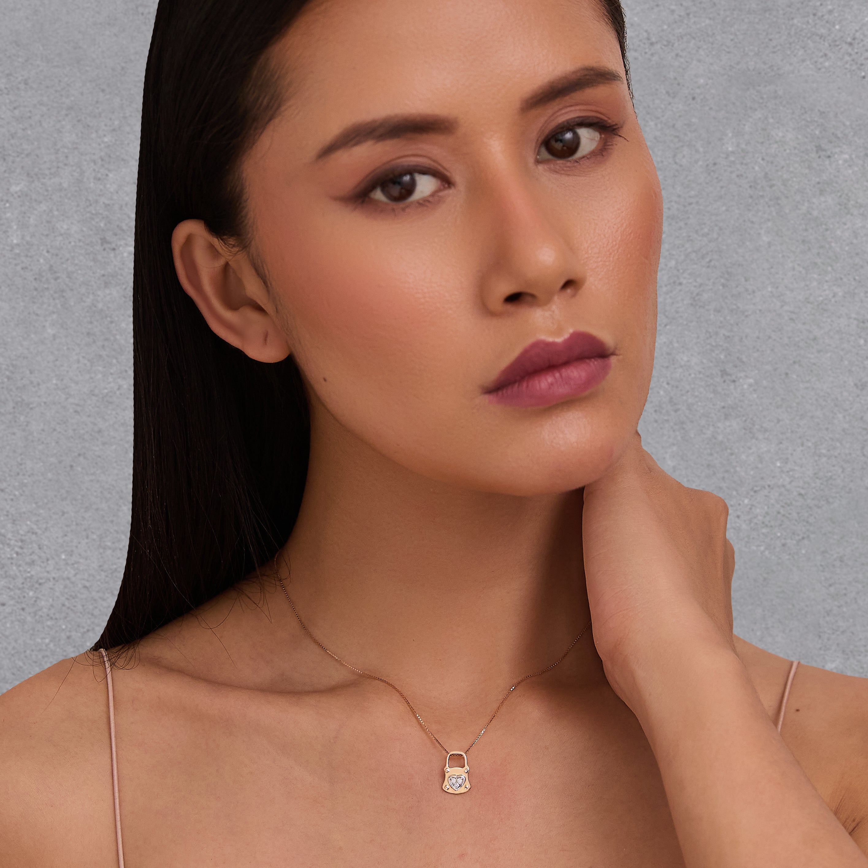 Amora Diamond Necklace