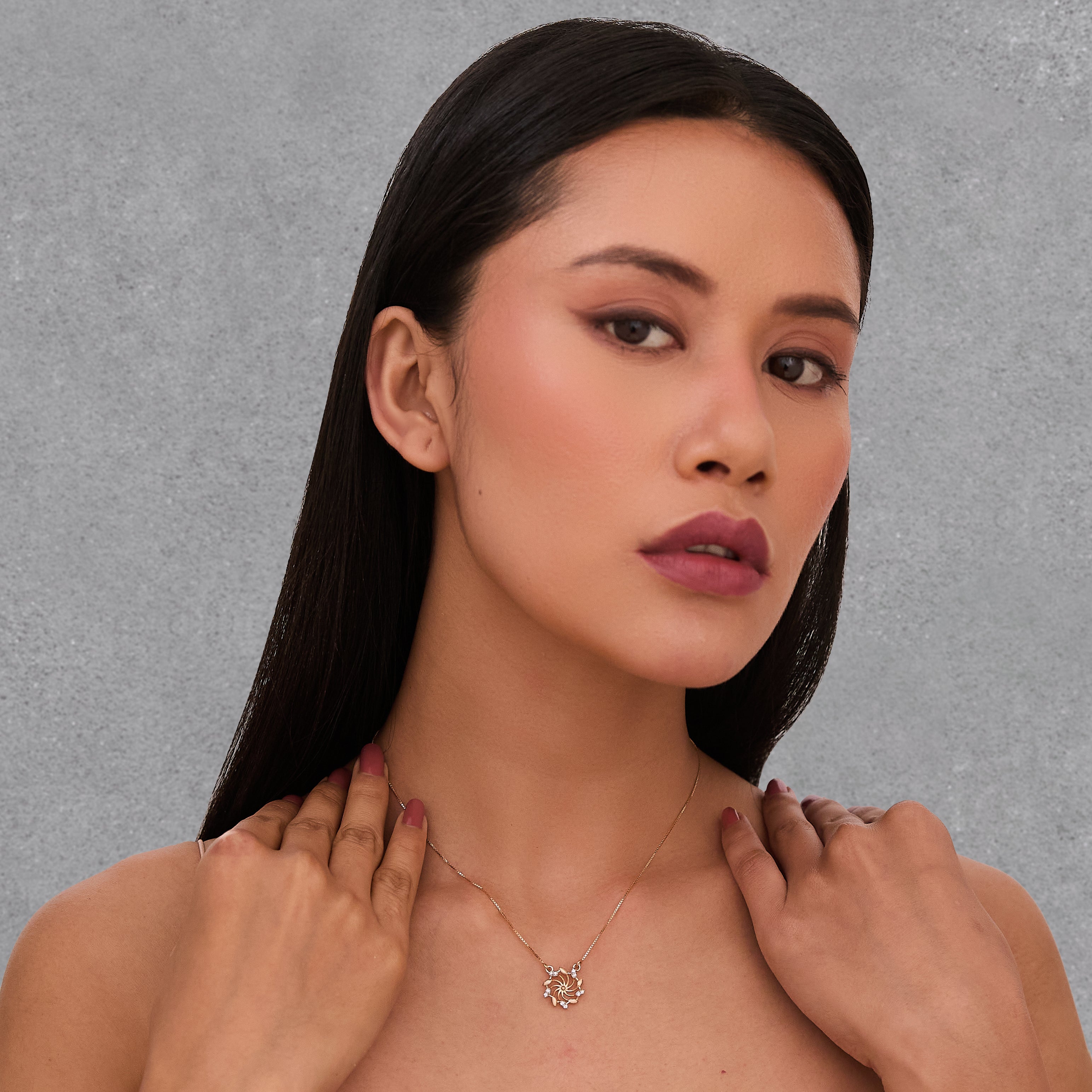 Sun Bloom Diamond Necklace