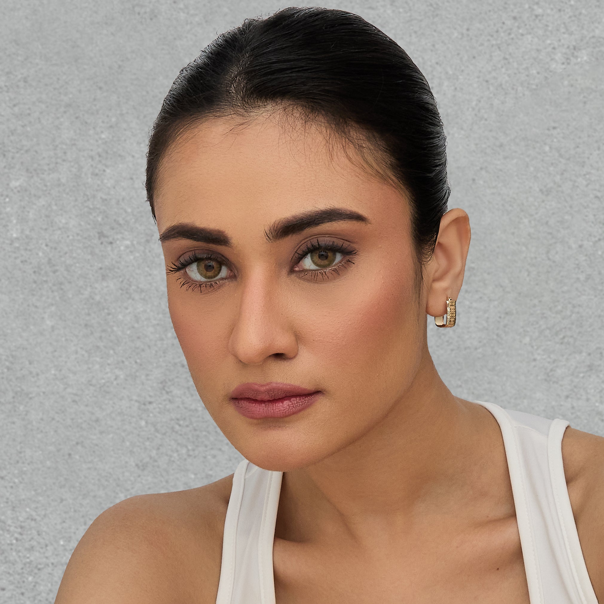 Zori Gold Hoops