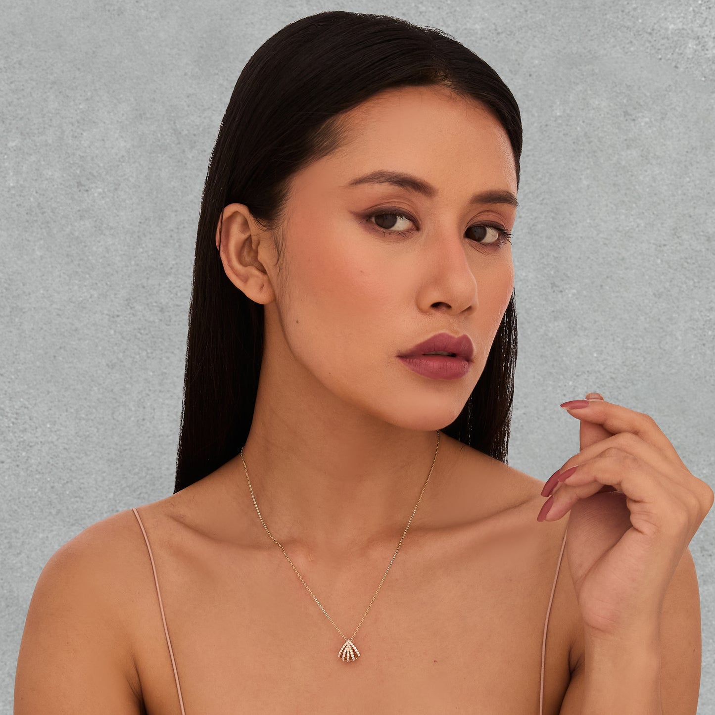 Ray Line Diamond Necklace
