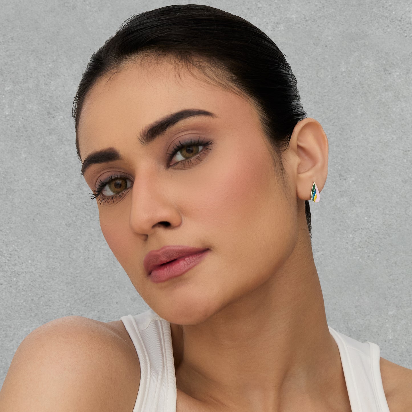 Lira Enamel Studs